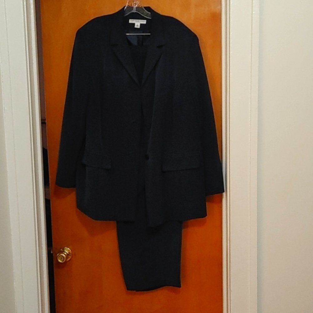 Plus size Designer 2 piece silk pantsuit size 22 in Teal Blue by Josephine Chaus